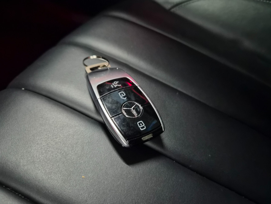 Mercedes-Benz E-Class 220d Exclusive 2018 - 17 Mercedes-Benz E-Class 220d Exclusive 2018 - 17 | bex-auto.md