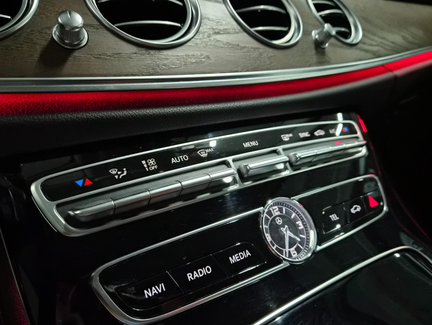 Mercedes-Benz E-Class 220d Exclusive 2018 - 15 Mercedes-Benz E-Class 220d Exclusive 2018 - 15 | bex-auto.md