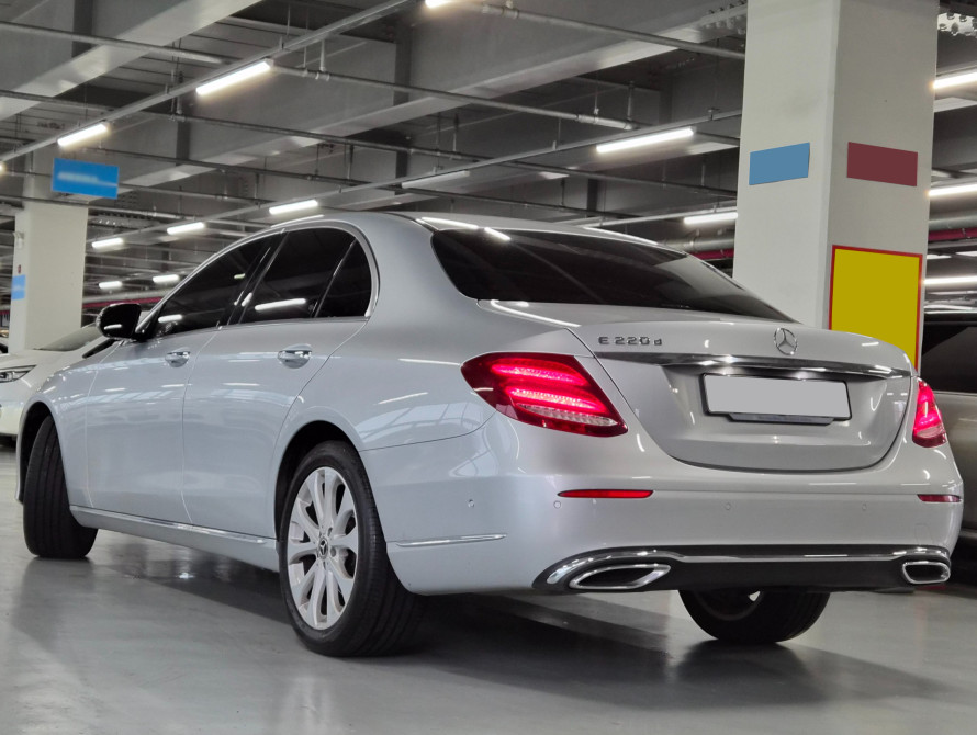 Mercedes-Benz E-Class 220d Exclusive 2018 - 3 Mercedes-Benz E-Class 220d Exclusive 2018 - 3 | bex-auto.md
