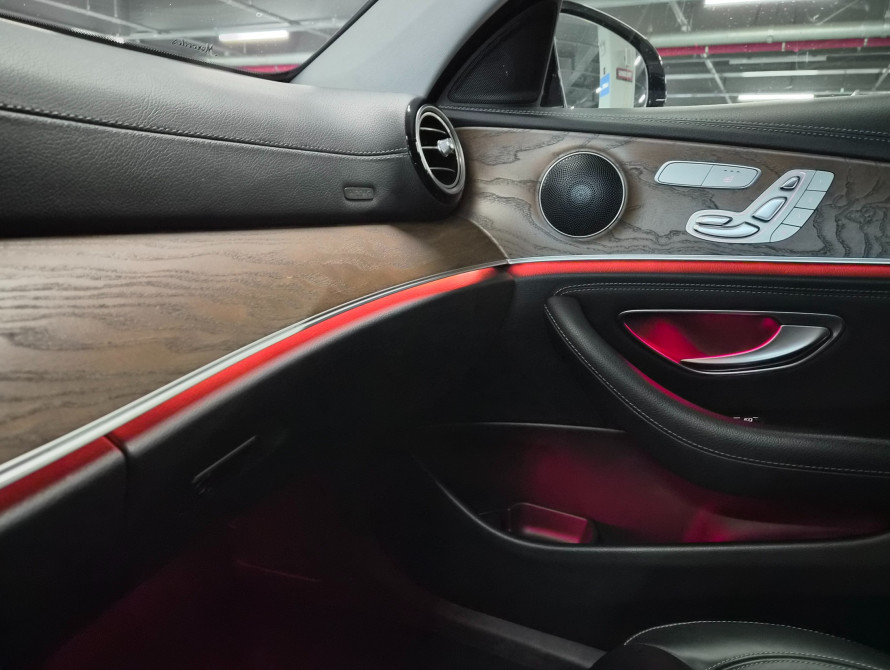 Mercedes-Benz E-Class 220d Exclusive 2018 - 18 Mercedes-Benz E-Class 220d Exclusive 2018 - 18 | bex-auto.md