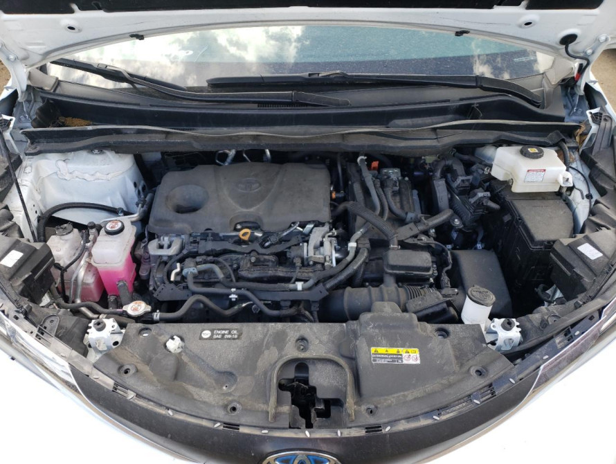 Toyota Sienna LE 2021 - 10 Toyota Sienna LE 2021 - 10 | bex-auto.md