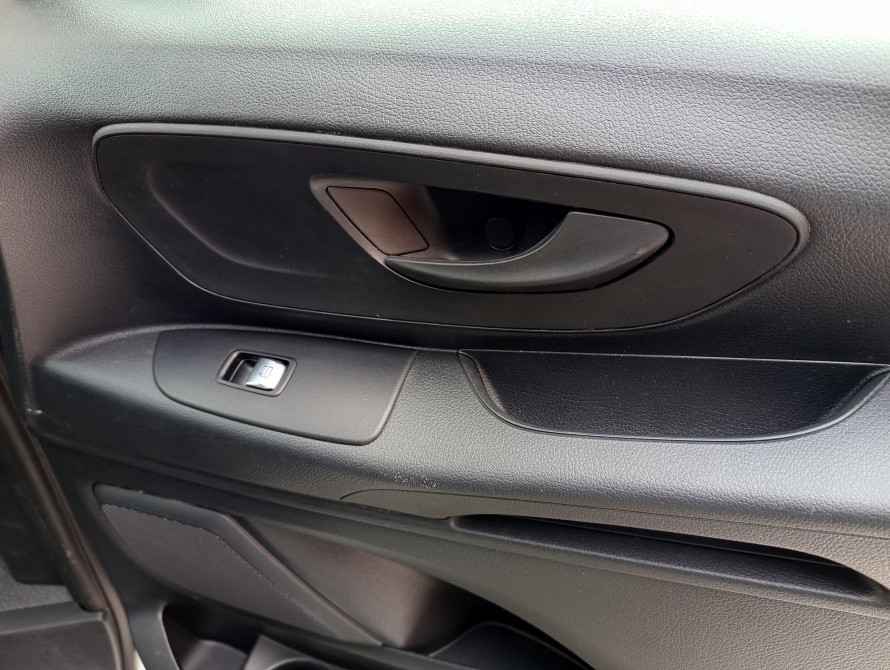 Mercedes-Benz e-Vito 2021 - 27 Mercedes-Benz e-Vito 2021 - 27 | bex-auto.md